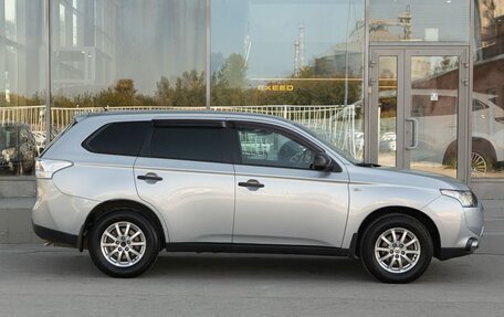 Mitsubishi Outlander III рестайлинг 3, 2013 год, 1 500 000 рублей, 4 фотография