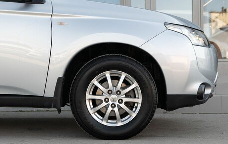 Mitsubishi Outlander III рестайлинг 3, 2013 год, 1 500 000 рублей, 9 фотография