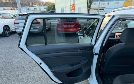 Volkswagen Golf VIII, 2023 год, 1 389 666 рублей, 38 фотография
