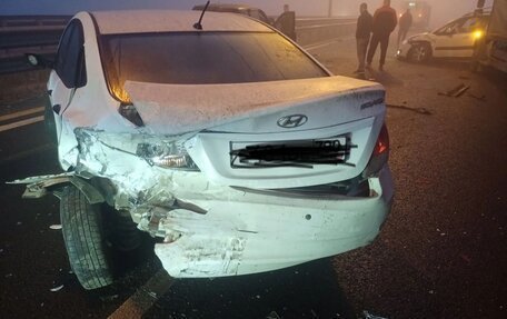 Hyundai Solaris II рестайлинг, 2013 год, 290 000 рублей, 8 фотография