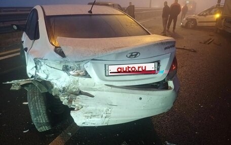 Hyundai Solaris II рестайлинг, 2013 год, 290 000 рублей, 3 фотография