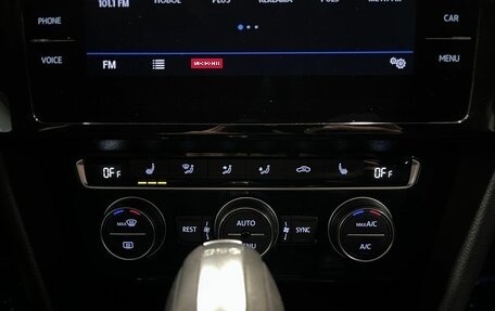 Volkswagen Passat B8 рестайлинг, 2018 год, 2 682 000 рублей, 15 фотография