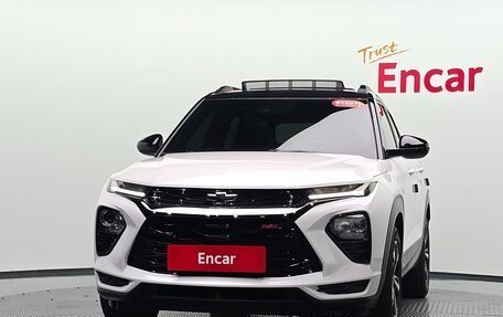 Chevrolet TrailBlazer, 2022 год, 1 650 000 рублей, 2 фотография