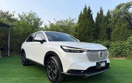 Honda Vezel, 2023 год, 1 760 000 рублей, 1 фотография