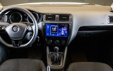 Volkswagen Jetta VI, 2015 год, 980 000 рублей, 5 фотография