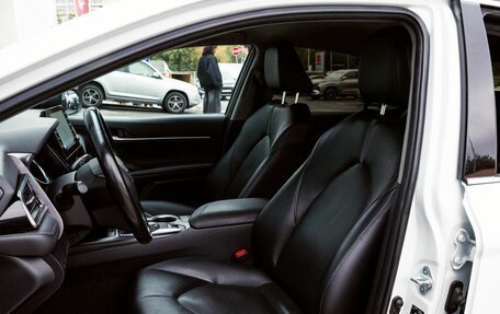 Toyota Camry, 2021 год, 2 995 000 рублей, 18 фотография