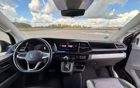 Volkswagen Multivan T6 рестайлинг, 2021 год, 8 500 000 рублей, 12 фотография