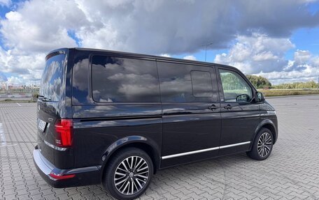 Volkswagen Multivan T6 рестайлинг, 2021 год, 8 500 000 рублей, 3 фотография