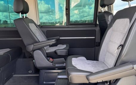Volkswagen Multivan T6 рестайлинг, 2021 год, 8 500 000 рублей, 19 фотография