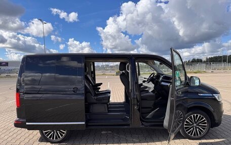 Volkswagen Multivan T6 рестайлинг, 2021 год, 8 500 000 рублей, 20 фотография