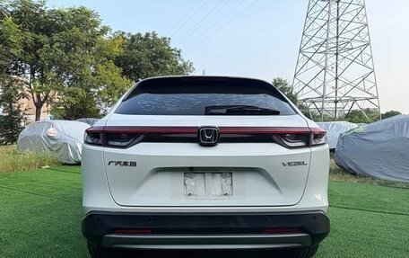 Honda Vezel, 2023 год, 1 760 000 рублей, 6 фотография