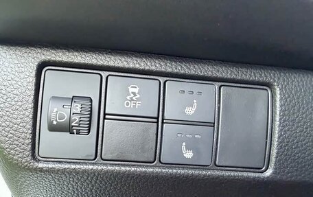 Honda Vezel, 2023 год, 1 760 000 рублей, 14 фотография