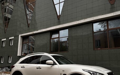 Infiniti QX70, 2014 год, 2 800 000 рублей, 3 фотография