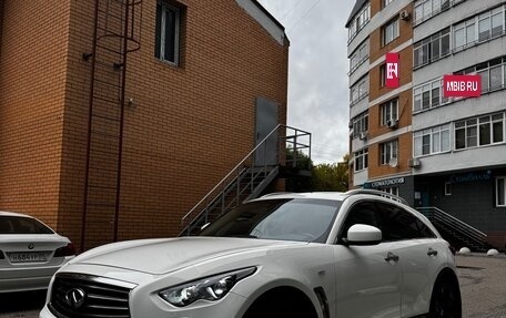 Infiniti QX70, 2014 год, 2 800 000 рублей, 5 фотография