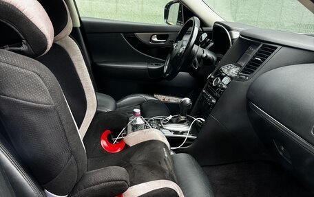 Infiniti QX70, 2014 год, 2 800 000 рублей, 9 фотография