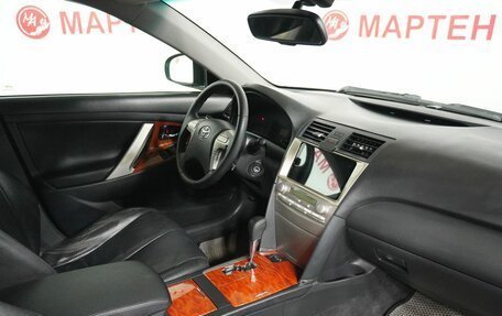 Toyota Camry, 2010 год, 1 050 000 рублей, 10 фотография