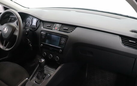 Skoda Octavia, 2018 год, 1 754 000 рублей, 6 фотография