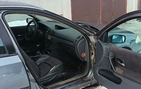 Renault Laguna II, 2001 год, 100 000 рублей, 9 фотография