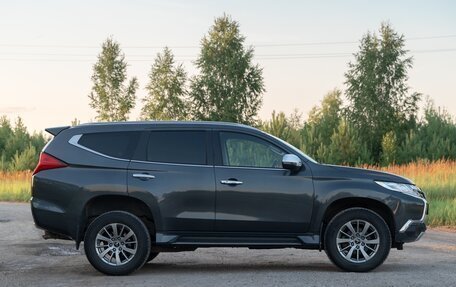 Mitsubishi Pajero Sport III рестайлинг, 2018 год, 3 800 000 рублей, 22 фотография