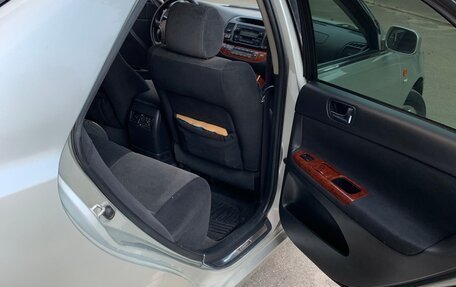 Toyota Camry V40, 2005 год, 650 000 рублей, 9 фотография