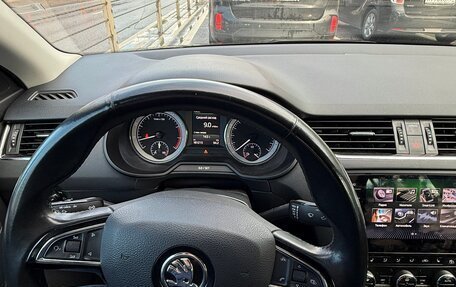 Skoda Octavia, 2017 год, 1 680 000 рублей, 5 фотография