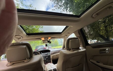 Mercedes-Benz E-Класс, 2012 год, 1 600 000 рублей, 8 фотография