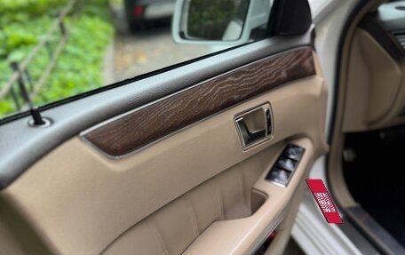 Mercedes-Benz E-Класс, 2012 год, 1 600 000 рублей, 15 фотография