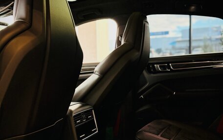 Porsche Cayenne III, 2023 год, 17 500 000 рублей, 21 фотография