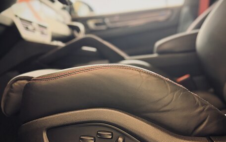 Porsche Cayenne III, 2023 год, 17 500 000 рублей, 20 фотография