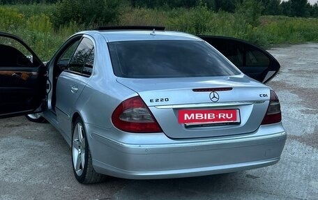 Mercedes-Benz E-Класс, 2008 год, 580 000 рублей, 2 фотография