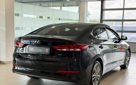 Hyundai Elantra VI рестайлинг, 2016 год, 1 397 000 рублей, 6 фотография