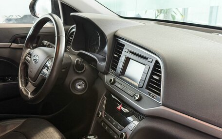 Hyundai Elantra VI рестайлинг, 2016 год, 1 397 000 рублей, 7 фотография