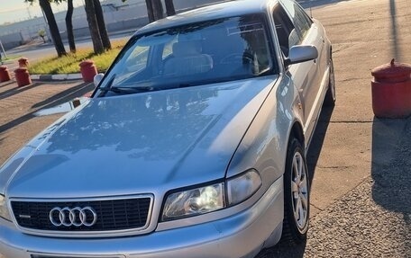 Audi A8, 1998 год, 330 000 рублей, 4 фотография