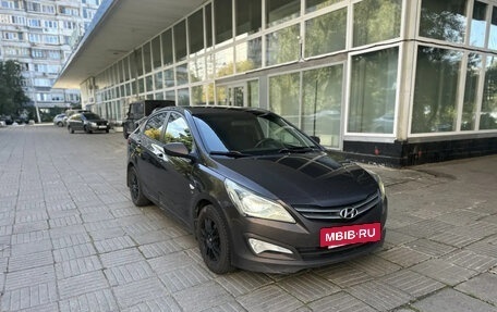 Hyundai Solaris II рестайлинг, 2015 год, 640 000 рублей, 7 фотография
