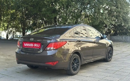 Hyundai Solaris II рестайлинг, 2015 год, 640 000 рублей, 3 фотография