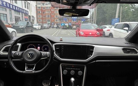 Volkswagen T-Roc I, 2022 год, 1 850 000 рублей, 6 фотография