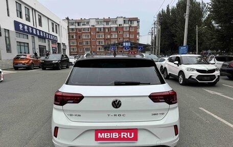 Volkswagen T-Roc I, 2022 год, 1 850 000 рублей, 4 фотография