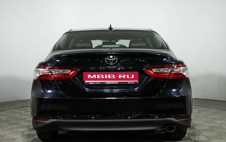 Toyota Camry, 2019 год, 2 089 700 рублей, 6 фотография