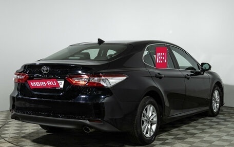 Toyota Camry, 2019 год, 2 089 700 рублей, 5 фотография