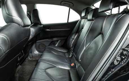 Toyota Camry, 2019 год, 2 089 700 рублей, 10 фотография
