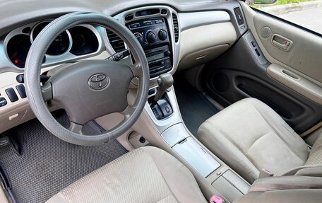 Toyota Highlander III, 2005 год, 645 000 рублей, 7 фотография