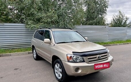 Toyota Highlander III, 2005 год, 645 000 рублей, 3 фотография