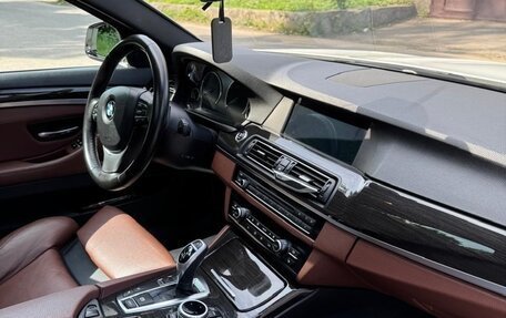 BMW 5 серия, 2010 год, 2 050 000 рублей, 24 фотография