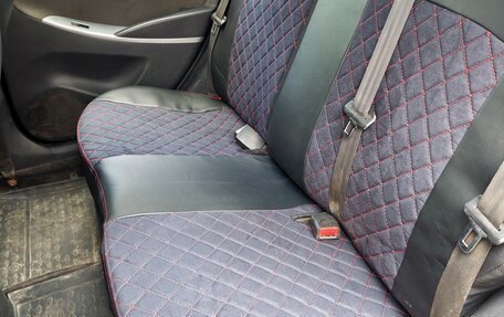 Hyundai Solaris II рестайлинг, 2011 год, 499 999 рублей, 4 фотография