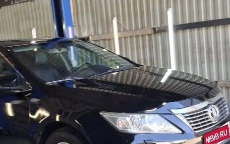 Toyota Camry, 2012 год, 1 800 000 рублей, 3 фотография