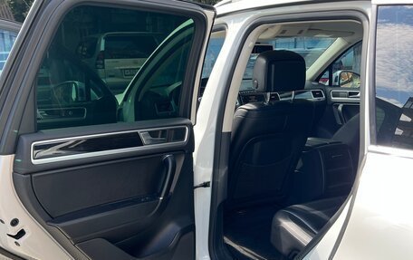 Volkswagen Touareg III, 2015 год, 2 650 000 рублей, 8 фотография