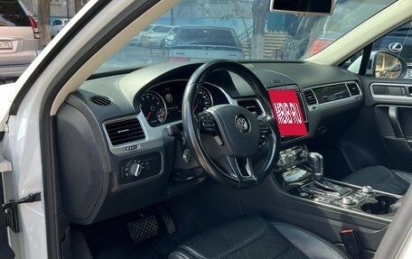Volkswagen Touareg III, 2015 год, 2 650 000 рублей, 7 фотография