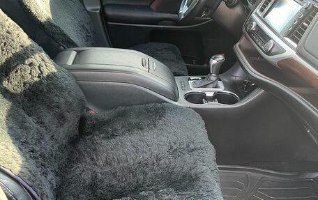 Toyota Highlander III, 2015 год, 2 650 000 рублей, 11 фотография