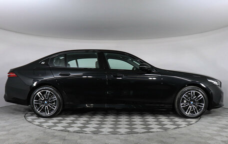 BMW 5 серия, 2025 год, 8 550 000 рублей, 4 фотография