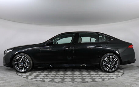 BMW 5 серия, 2025 год, 8 550 000 рублей, 6 фотография
